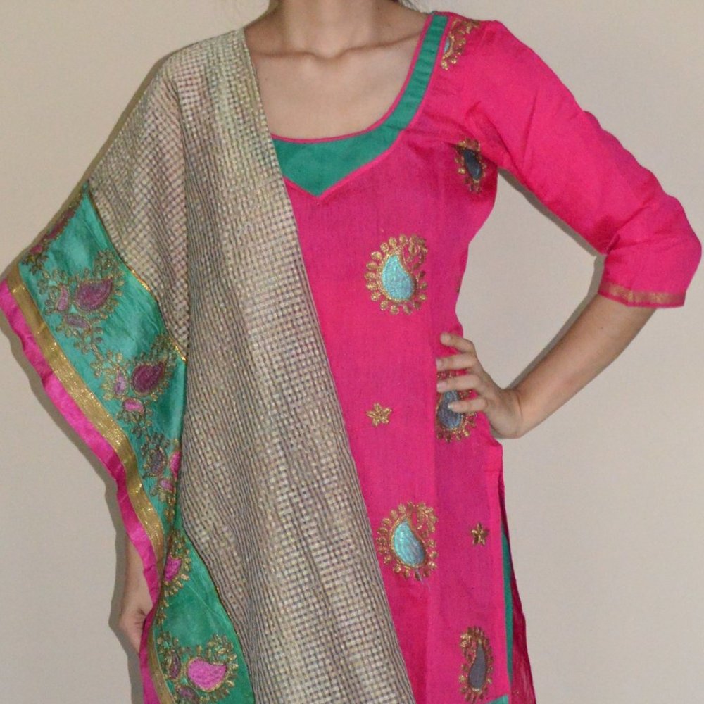~~~ NEW DARK PINK STITCHED SALWAR KAMEEZ M *** NEW